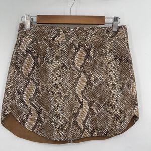Karina Grimaldi Snake Print Curve Hem Lamb Leather Lined Green Tan Mini Skirt XS